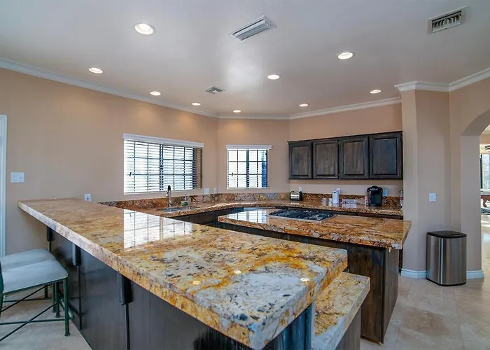 Vakantiehuis Luxury Golf Course Retreat On Hogan Lake Havasu City