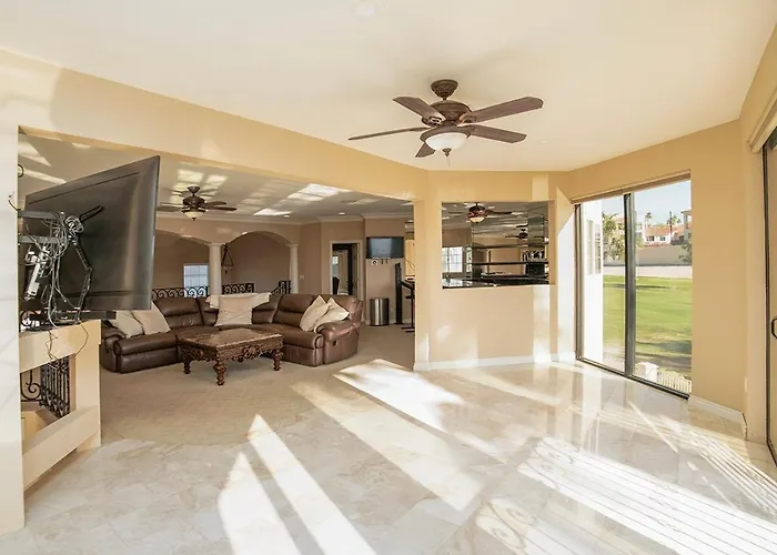 Luxury Golf Course Retreat On Hogan Lake Havasu City