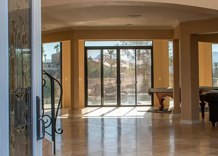 Luxury Golf Course Retreat On Hogan *